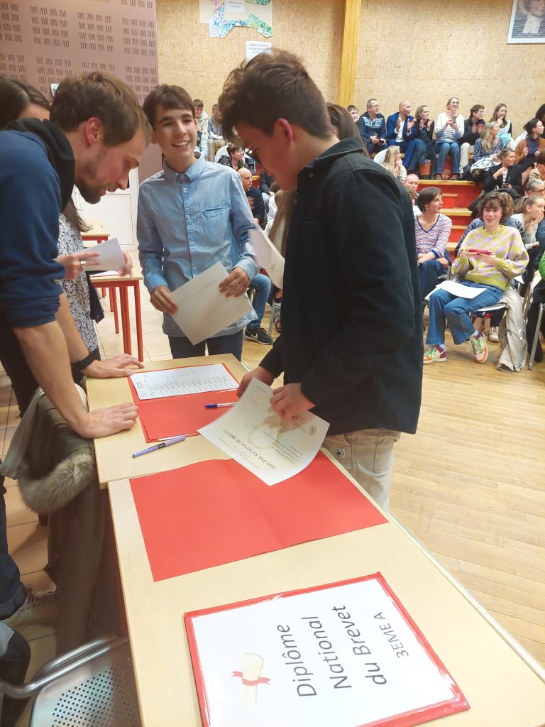 Remise DNB 2023 Collège Stjb de LaSalle Teloché