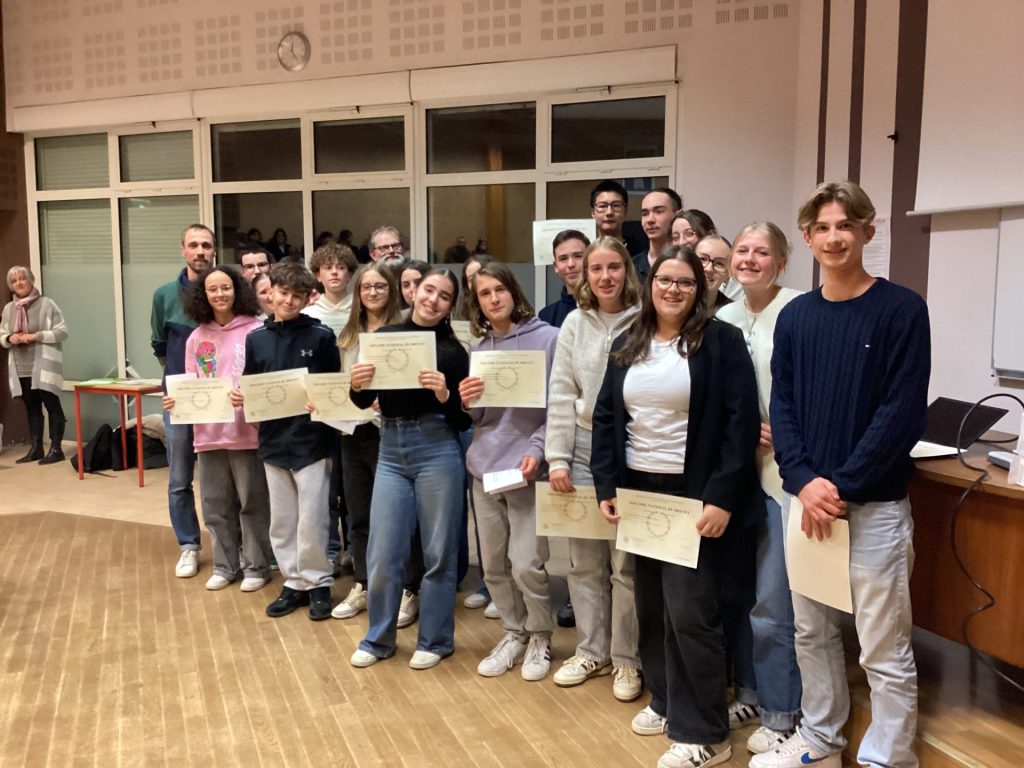 remise diplômes brevet 2024