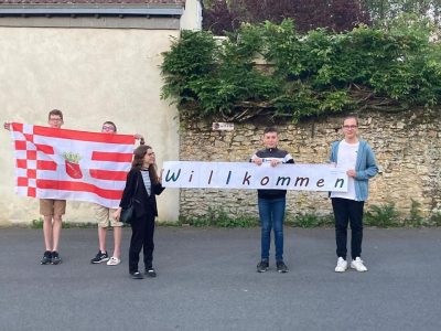 FECE9993-6D8B-429E-A17B-D9F3C2C39979